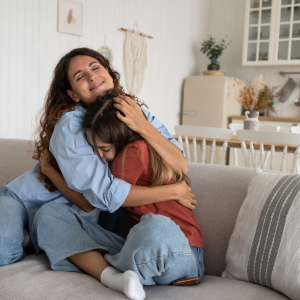 Supporting a child with teen social anxiety signs